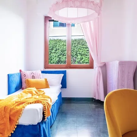 Blue Door Apartment Recco